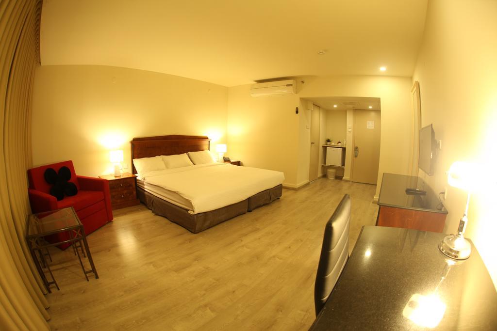 Avia Hotel & Resort Yehud-Monosson Eksteriør billede