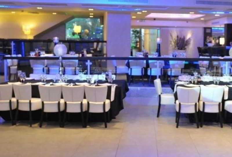 Avia Hotel & Resort Yehud-Monosson Eksteriør billede