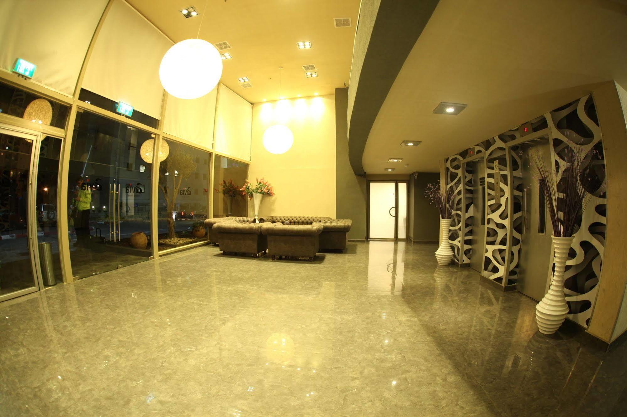 Avia Hotel & Resort Yehud-Monosson Eksteriør billede